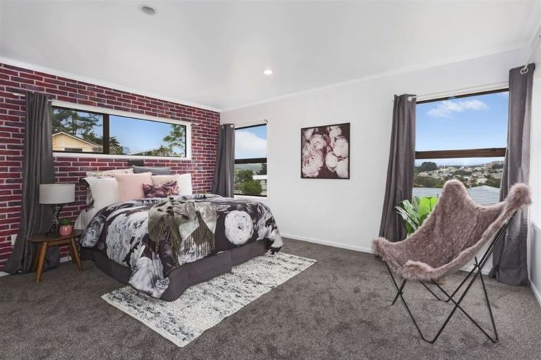 Photo of property in 2 Garboard Lane, Whitby, Porirua, 5024