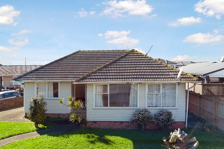 Photo of property in 9 Halswell Street, Mangere East, Auckland, 2024