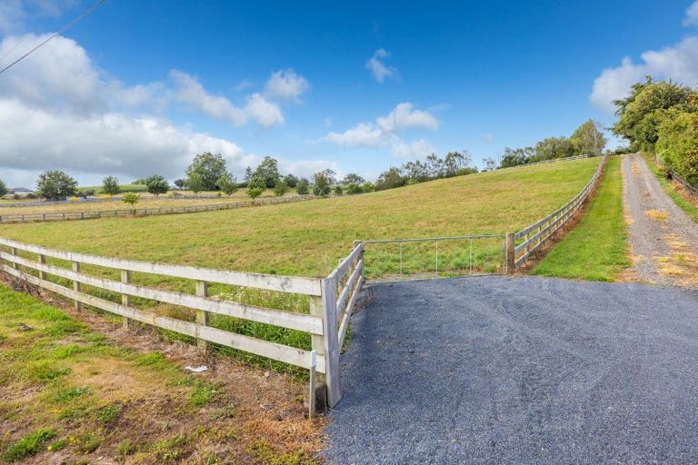 Photo of property in 18 Kiato Lane, Flat Bush, Auckland, 2019