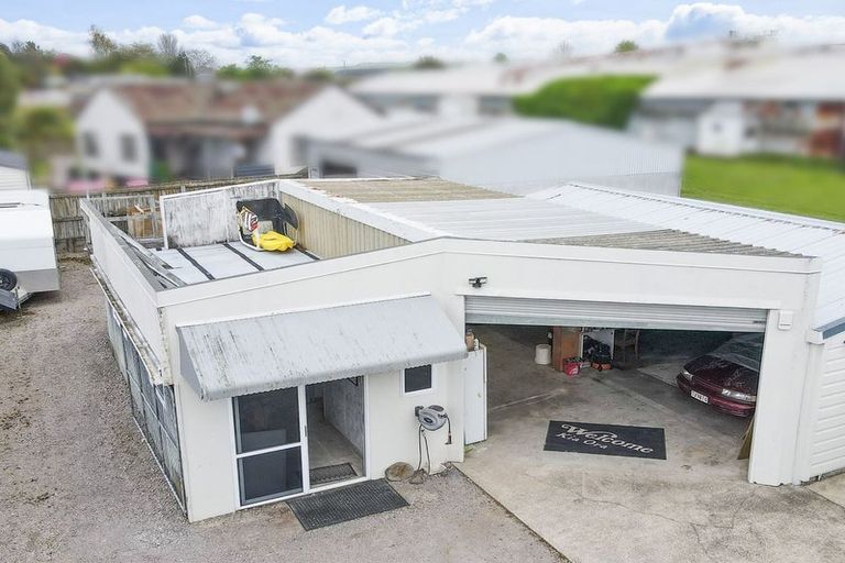 Photo of property in 11 Russell Road, Fairy Springs, Rotorua, 3015