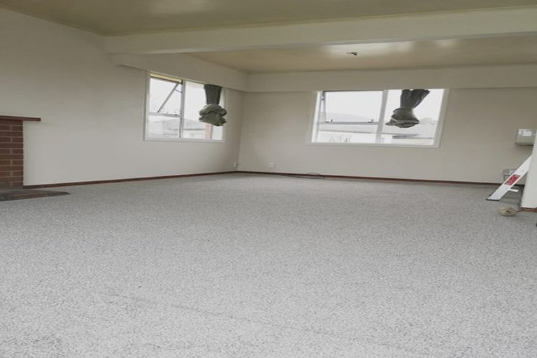 Photo of property in 68b Botany Road, Botany Downs, Auckland, 2010