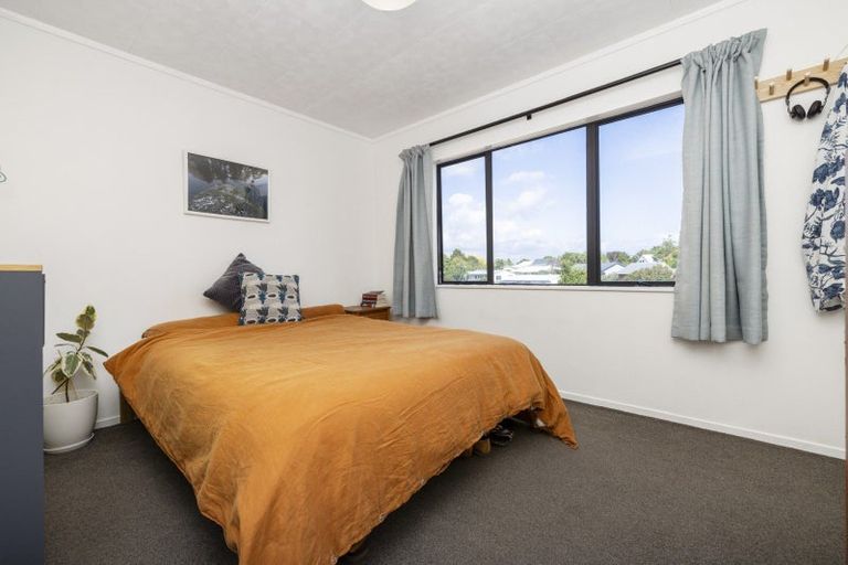 Photo of property in 25b Meander Drive, Welcome Bay, Tauranga, 3112