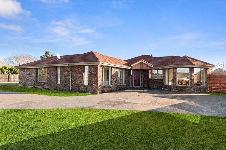 Photo of property in 35a Hawkins Road, Marshland, Christchurch, 8051