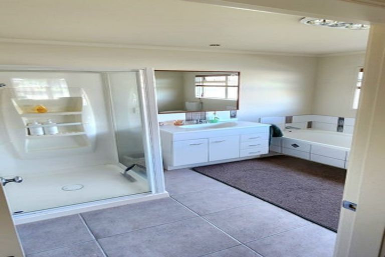 Photo of property in 29 Edgewater Grove, Whakatane, 3120