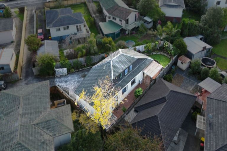 Photo of property in 2/148 Pigeon Mountain Road, Half Moon Bay, Auckland, 2012