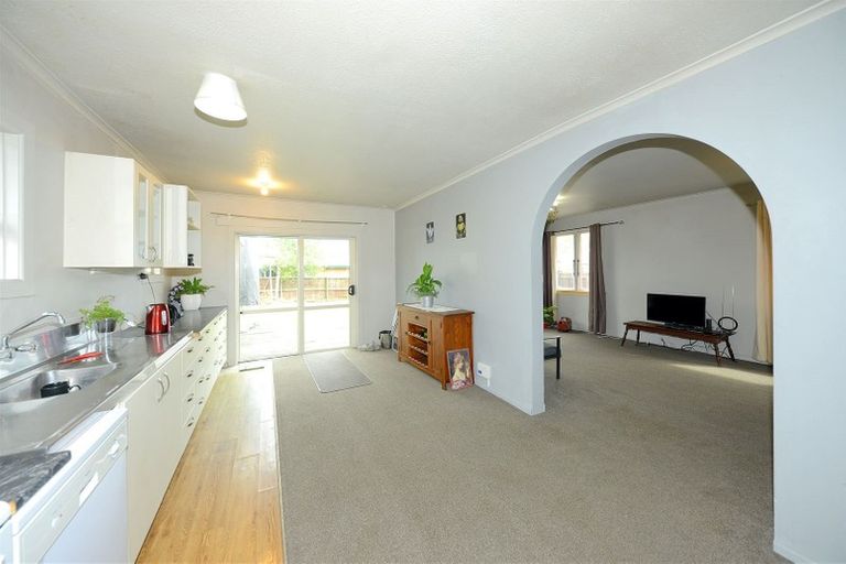 Photo of property in 14 Griffiths Avenue, Linwood, Christchurch, 8062