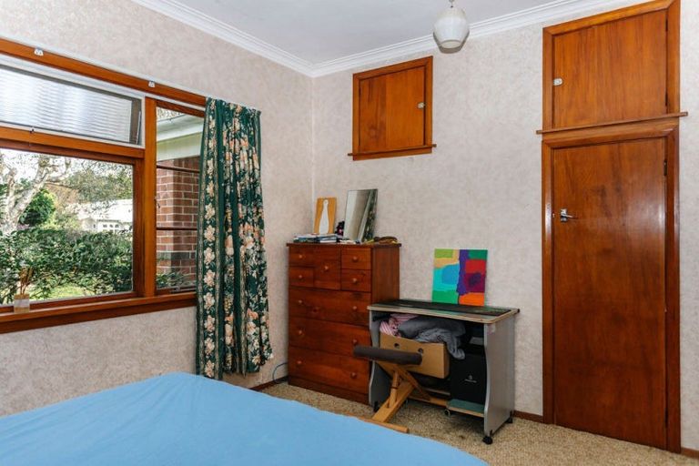 Photo of property in 3 King Street, Dannevirke, 4930