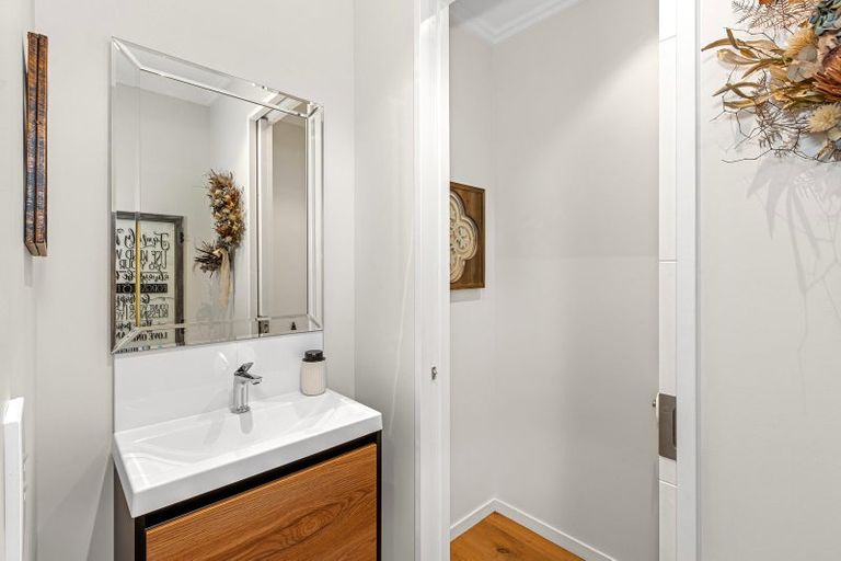 Photo of property in 1 Almond Lane, Prebbleton, 7604