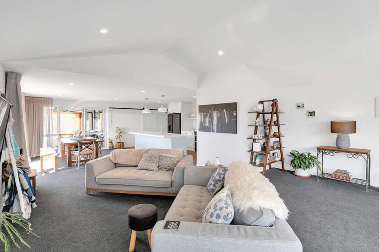 Photo of property in 2 Upham Way, Amberley, 7410