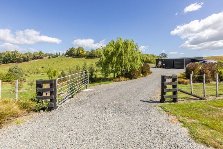 Photo of property in 22 Highlands Drive, Waipawa, 4277