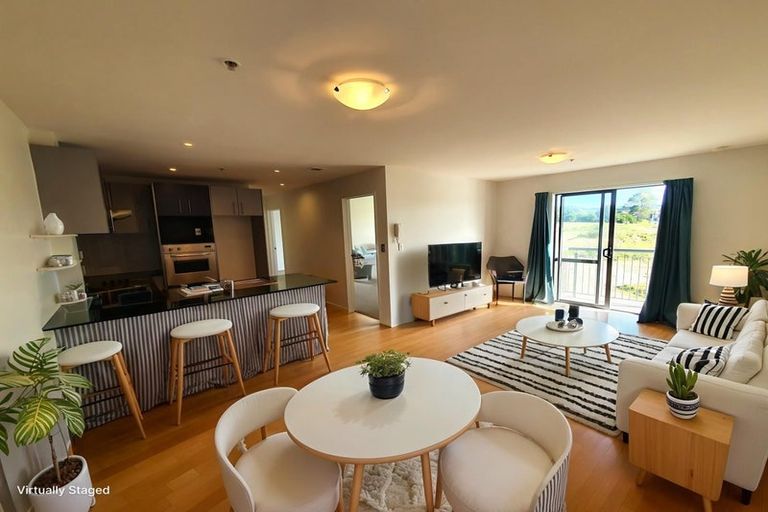 Photo of property in 5h/17 Crown Lynn Place, New Lynn, Auckland, 0600