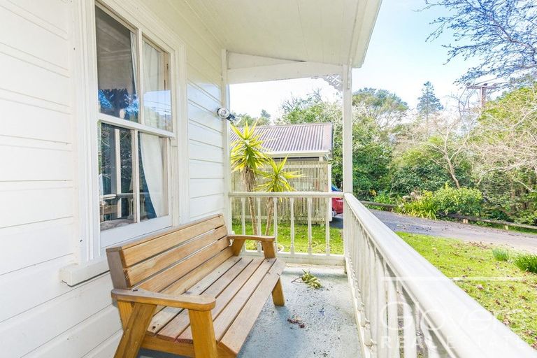 Photo of property in 11 Huia Road, Titirangi, Auckland, 0604