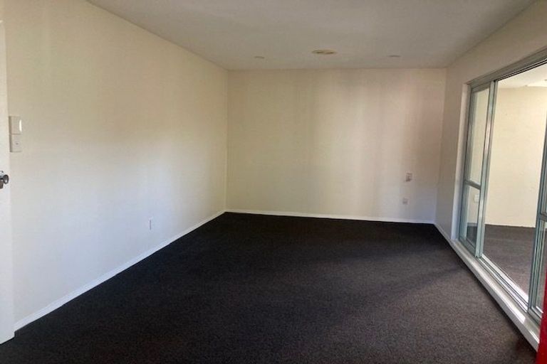 Photo of property in 5/5 Church Square, Addington, Christchurch, 8024