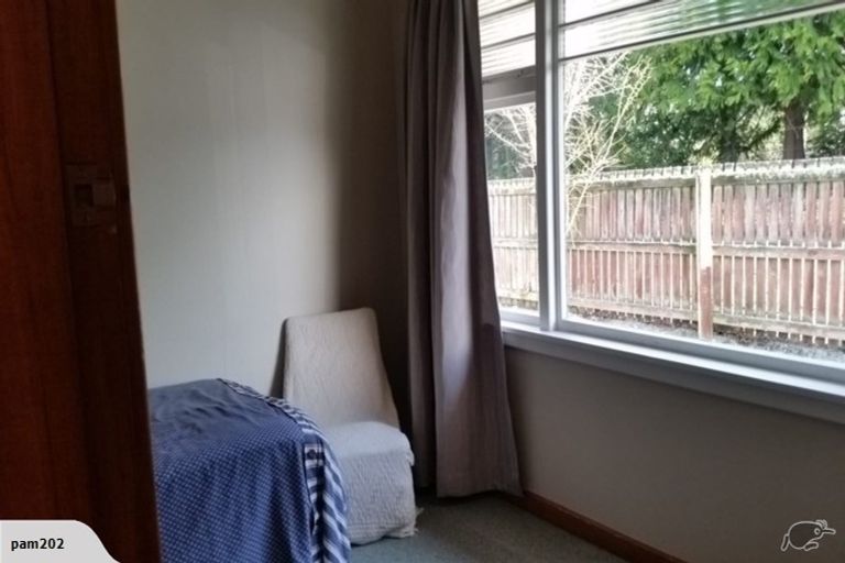 Photo of property in 8 Harewood Road, Oxford, 7430