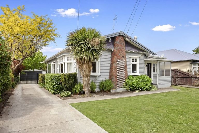 Photo of property in 122 Francis Avenue, Mairehau, Christchurch, 8013