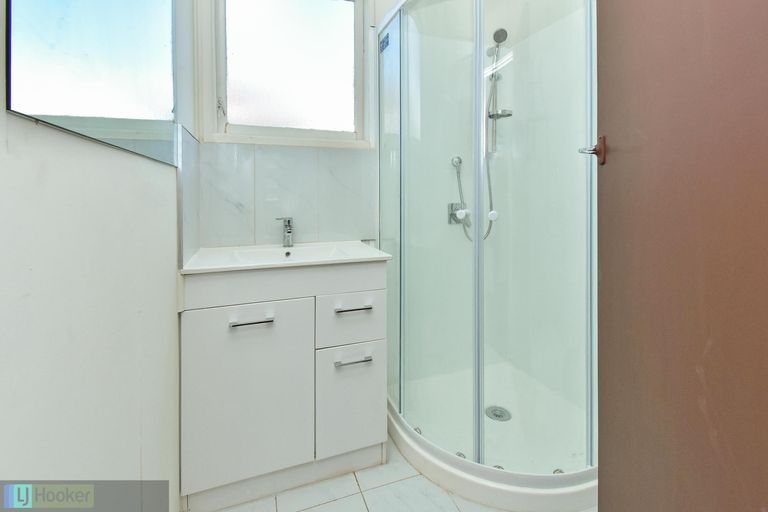 Photo of property in 18b Mervan Street, Mangere East, Auckland, 2024