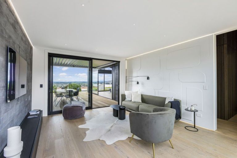 Photo of property in 296 Kitchener Road, Pukekohe, 2120