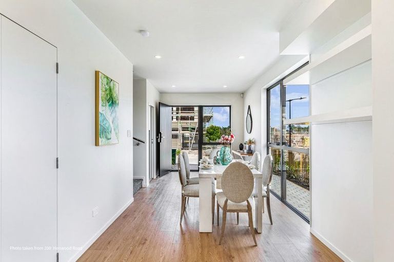 Photo of property in 200a Henwood Road, Westgate, 0814