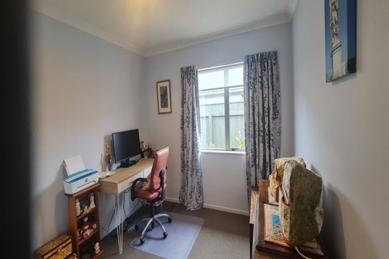 Photo of property in 5 Manhattan Court, Paraparaumu Beach, Paraparaumu, 5032