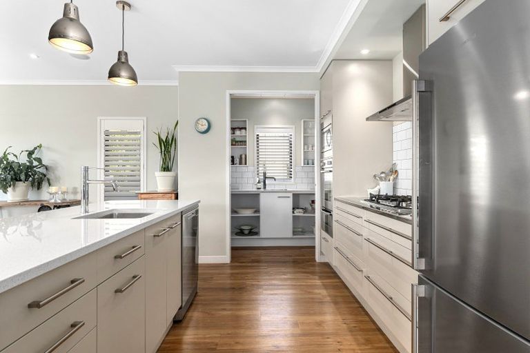 Photo of property in 56 Saint Michaels Avenue, Bethlehem, Tauranga, 3110