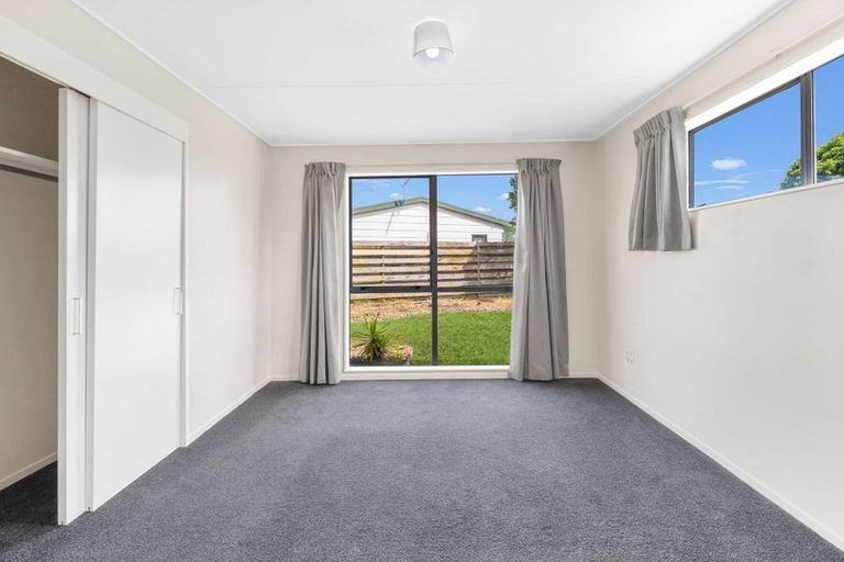 Photo of property in 41 Acacia Street, Kelvin Grove, Palmerston North, 4414