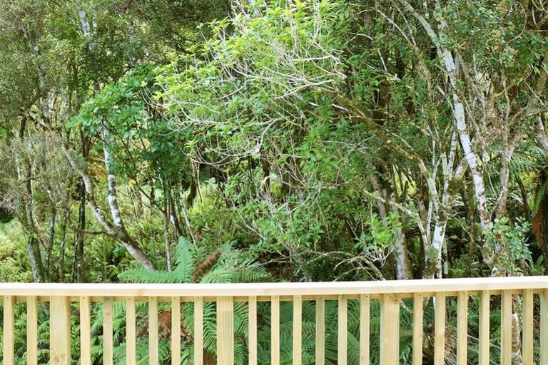 Photo of property in 127 Manuka Street, Stokes Valley, Lower Hutt, 5019