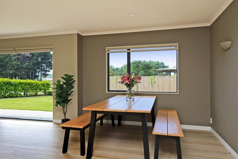 Photo of property in 16 Airini Road, Waimarama, Havelock North, 4294