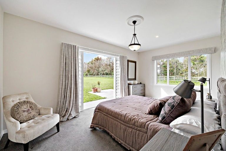 Photo of property in 118 Tourist Road, Clevedon, Papakura, 2582