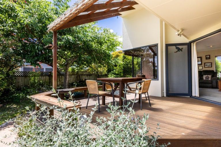 Photo of property in 141c Napier Road, Havelock North, 4130