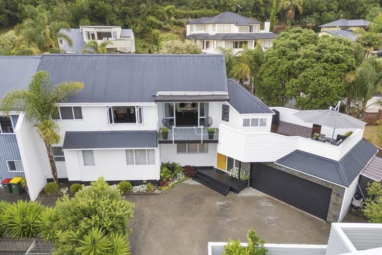 Photo of property in 49a The Esplanade, Eastern Beach, Auckland, 2012