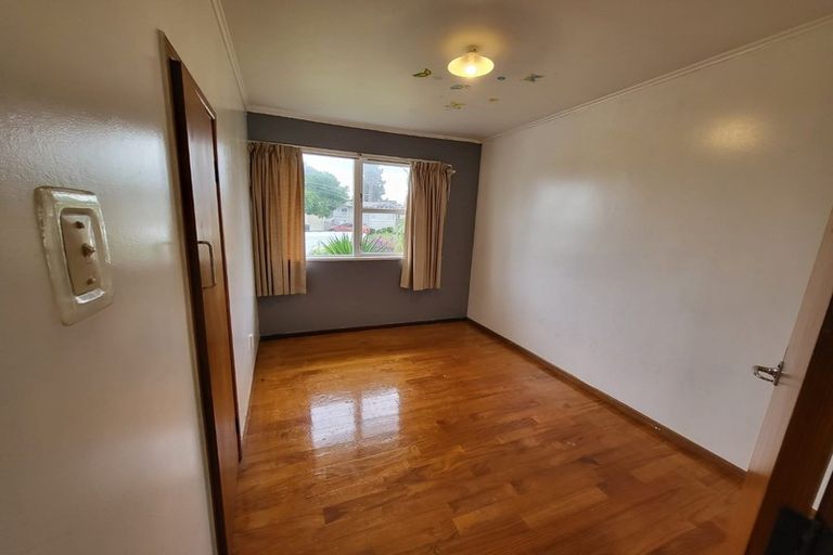 Photo of property in 67 Beeston Crescent, Manurewa, Auckland, 2102