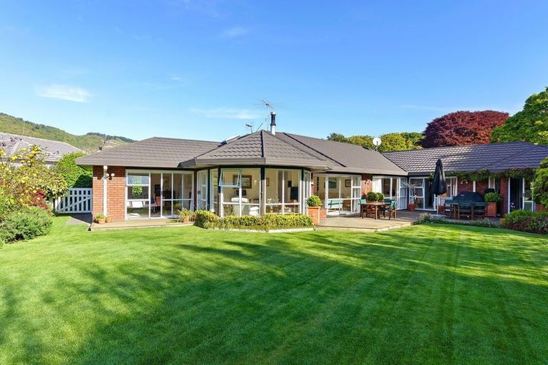 Photo of property in 9a Karaka Grove, Waikanae, 5036