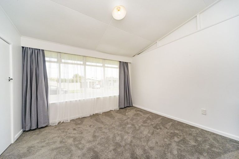 Photo of property in 52 Lancaster Street, Takaro, Palmerston North, 4412