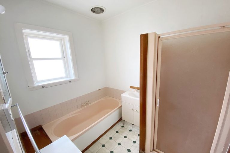 Photo of property in 593 Ferry Road, Woolston, Christchurch, 8023