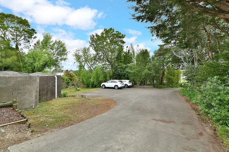 Photo of property in 2127 East Coast Road, Stillwater, Silverdale, 0993