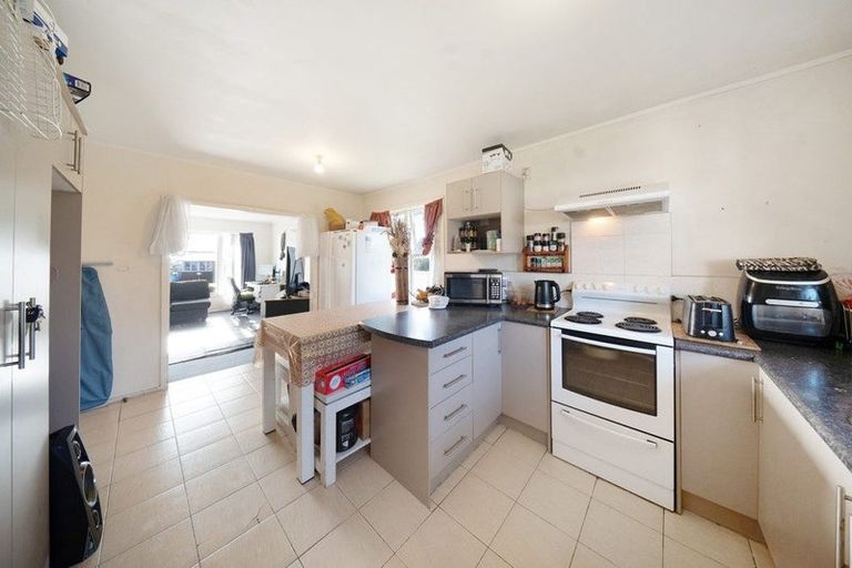 Photo of property in 22 Lyncroft Street, Mangere East, Auckland, 2024