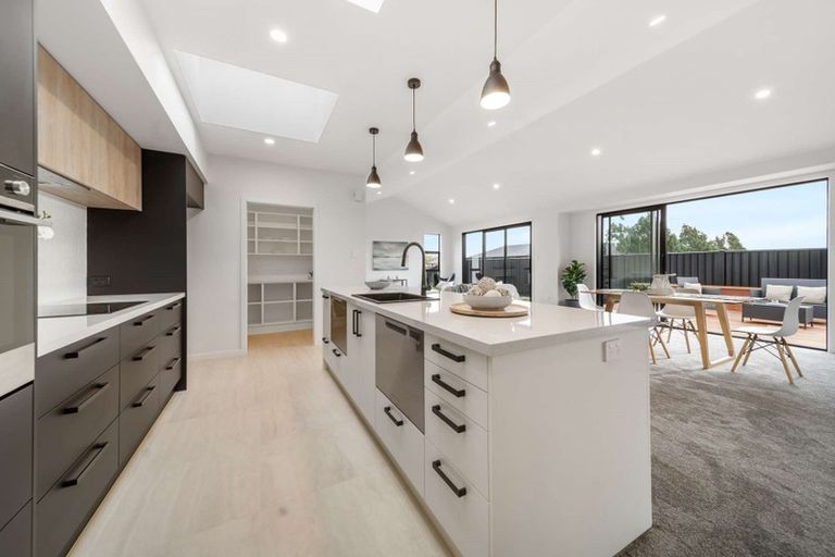 Photo of property in 10 Henderson Street, Mosgiel, 9024