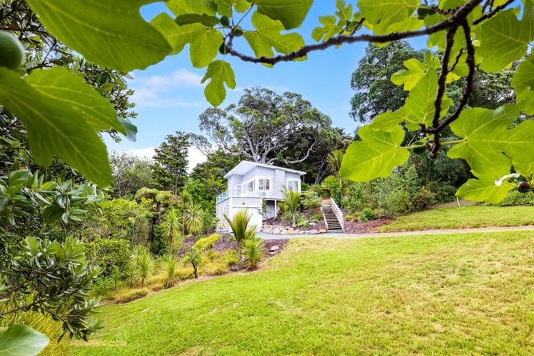 Photo of property in 25 Matheson Bay Road, Leigh, 0985