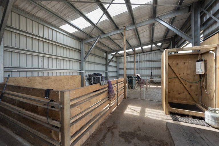 Photo of property in 1029 Ohariu Valley Road, Ohariu, Wellington, 6037