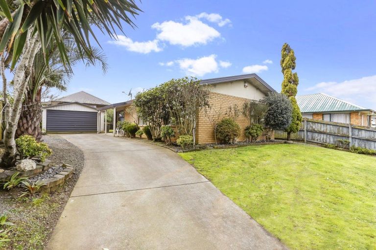 Photo of property in 58 Hall Avenue, Mangere, Auckland, 2022