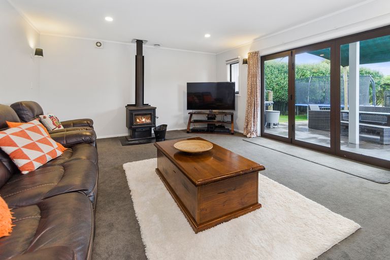 Photo of property in 74 Harrisville Road, Tuakau, 2121