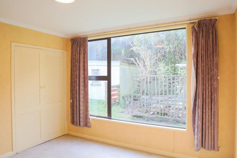 Photo of property in 26 Watt Road, Otatara, Invercargill, 9879
