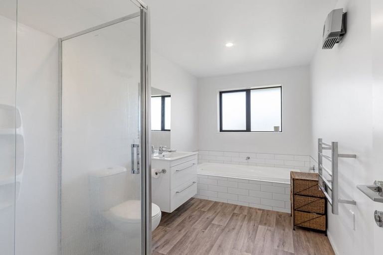 Photo of property in 30 Selfe Crescent, Burwood, Christchurch, 8083