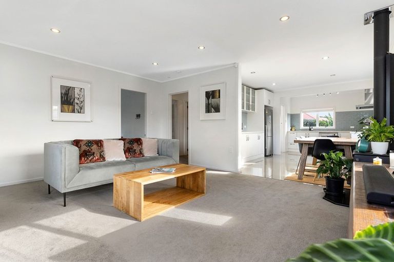 Photo of property in 19 Brook Street, Milford, Auckland, 0620