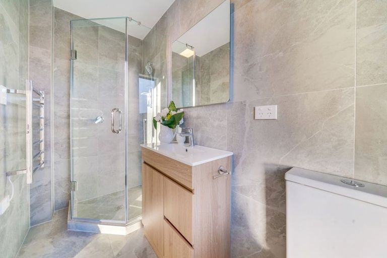 Photo of property in 32 Tiraumea Drive, Pakuranga, Auckland, 2010