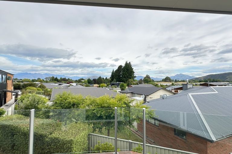 Photo of property in 4 Hollywood Rise, Wanaka, 9305