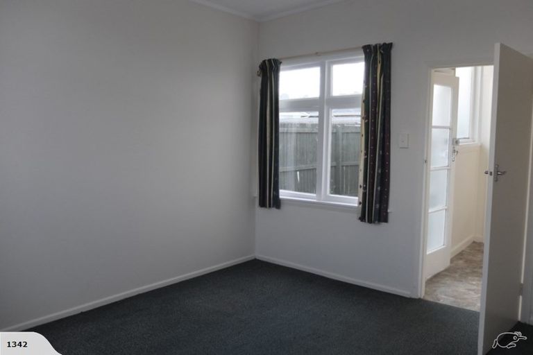 Photo of property in 2/601 Barbadoes Street, Edgeware, Christchurch, 8013