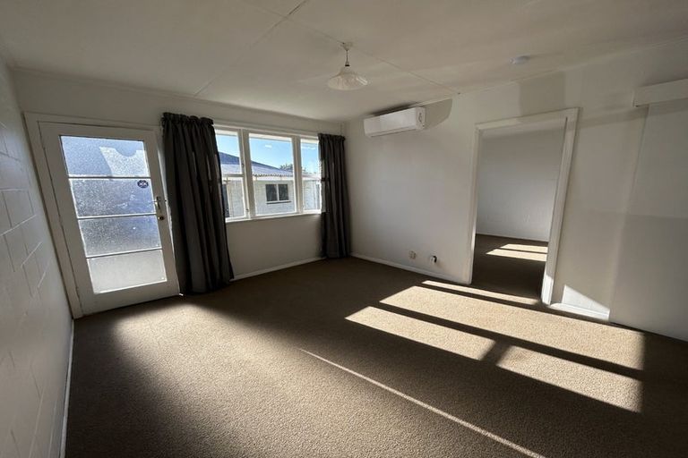 Photo of property in 6 Erin Street, Hokowhitu, Palmerston North, 4410