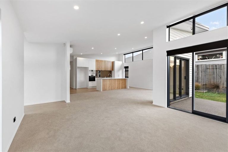 Photo of property in 24 Sarikei Avenue, Northwood, Christchurch, 8051