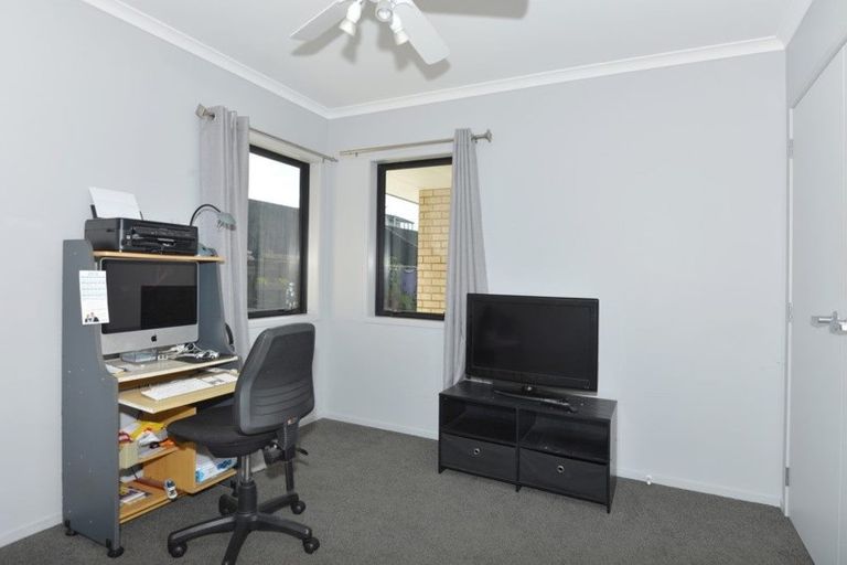 Photo of property in 41 Pebble Beach Boulevard, Te Kamo, Whangarei, 0112